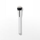 Angled Blending Face Brush - Quiet Comfort