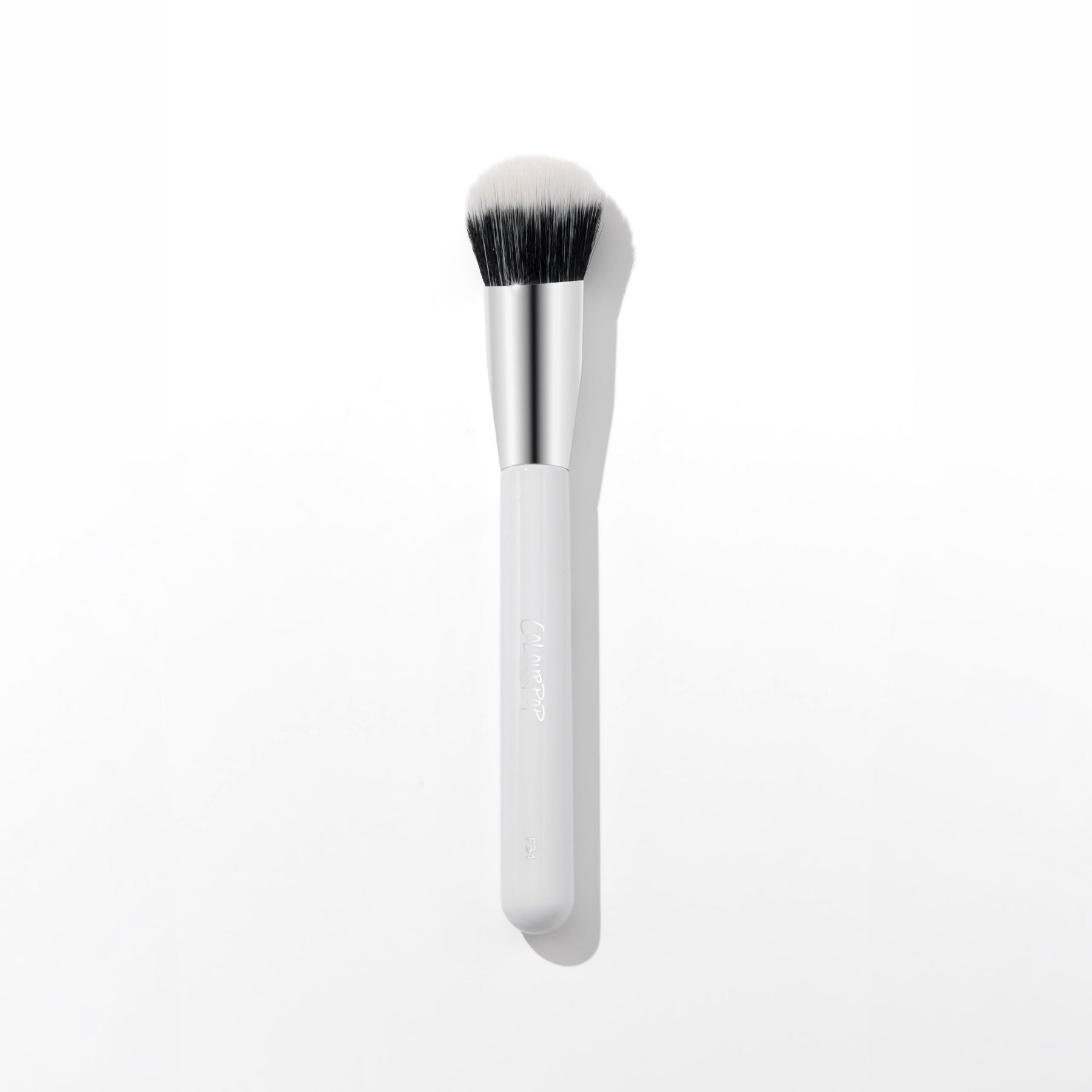 Angled Blending Face Brush - Quiet Comfort