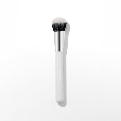 Angled Blending Face Brush - Quiet Comfort